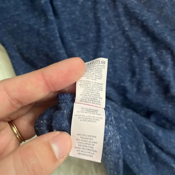 Victoria Secret PINK Blue V Neck LS He Sees You When UR Tweeting Medium - Picture 6 of 9